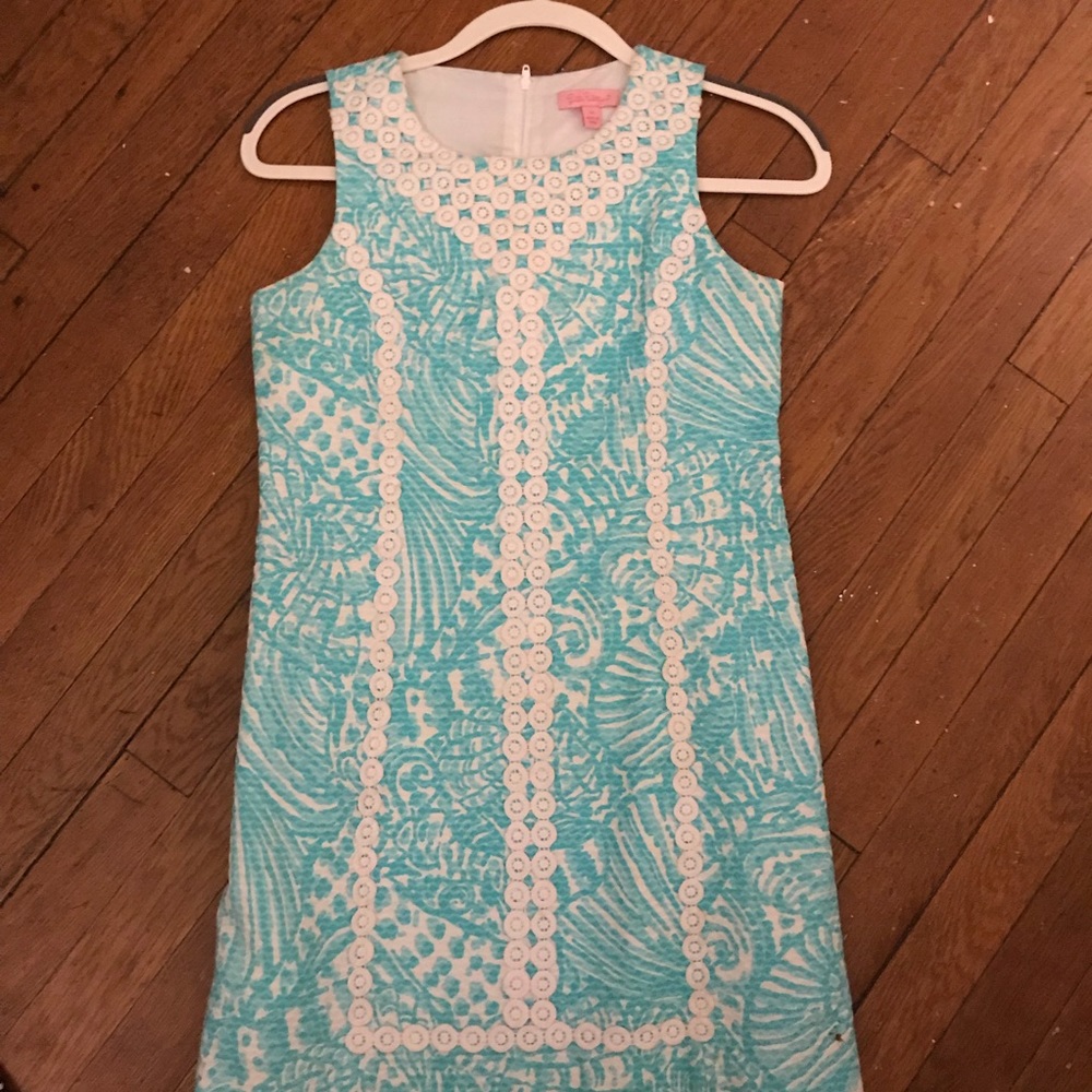 Lilly Pulitzer shift dress